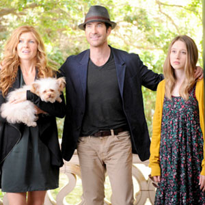 AMERICAN HORROR STORY, Connie Britton, Dylan McDermott, Taissa Farmiga AMERICAN HORROR STORY, Connie Britton, Dylan McDermott, Taissa Farmiga